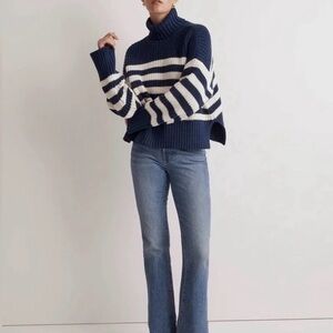 Madewell Navy and White Striped Turtleneck Sweater L